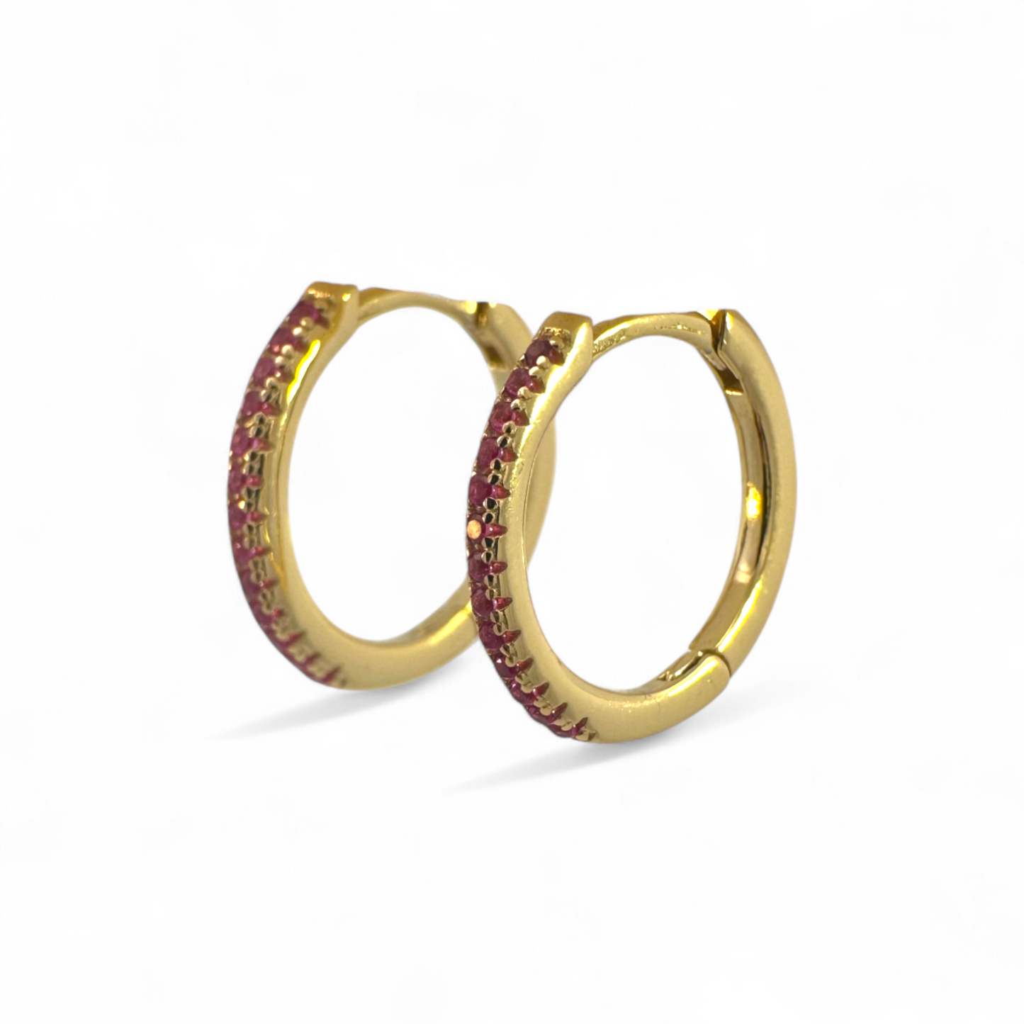 Aros argollas piedras rojos en grifa de Plata 925 bañados en oro