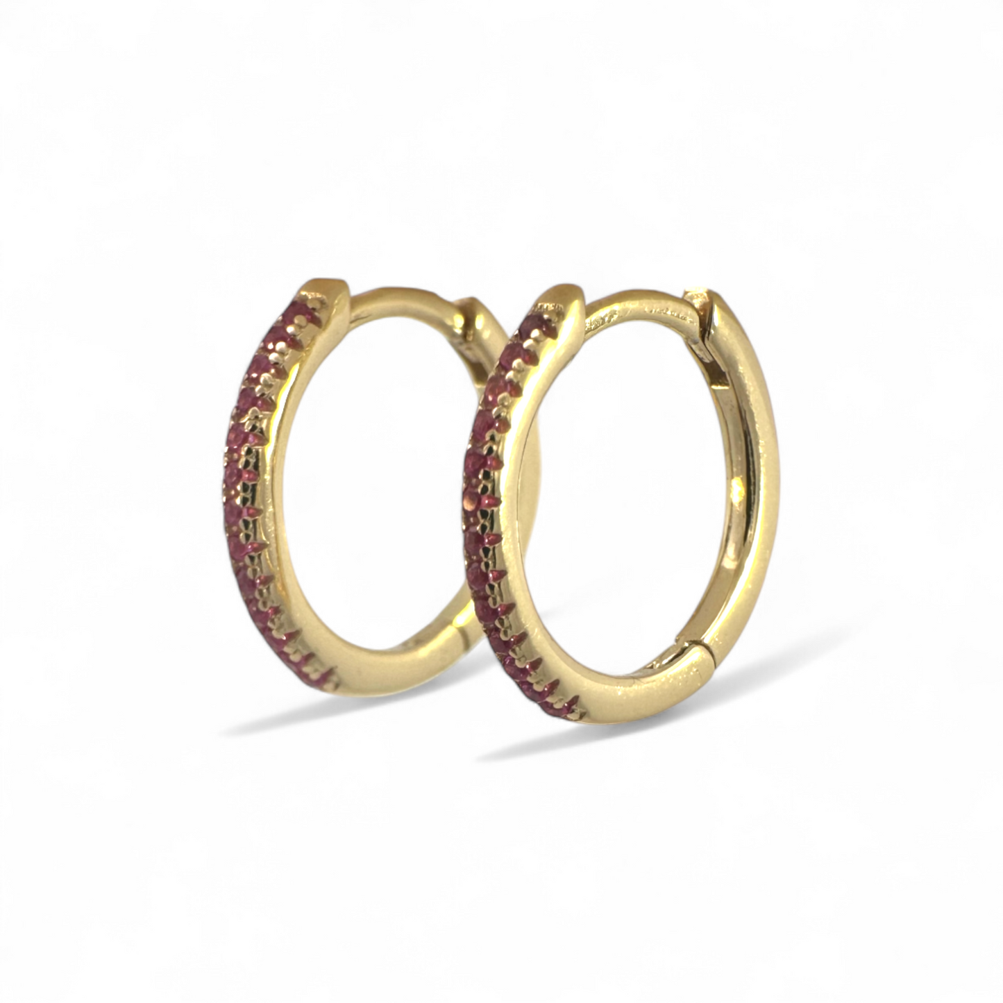 Aros argollas piedras rojos en grifa de Plata 925 bañados en oro