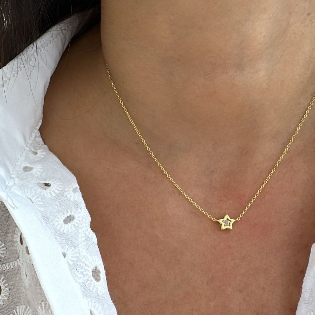 Collar cadena con circón en bisel estrella Plata 925 Bañada Oro
