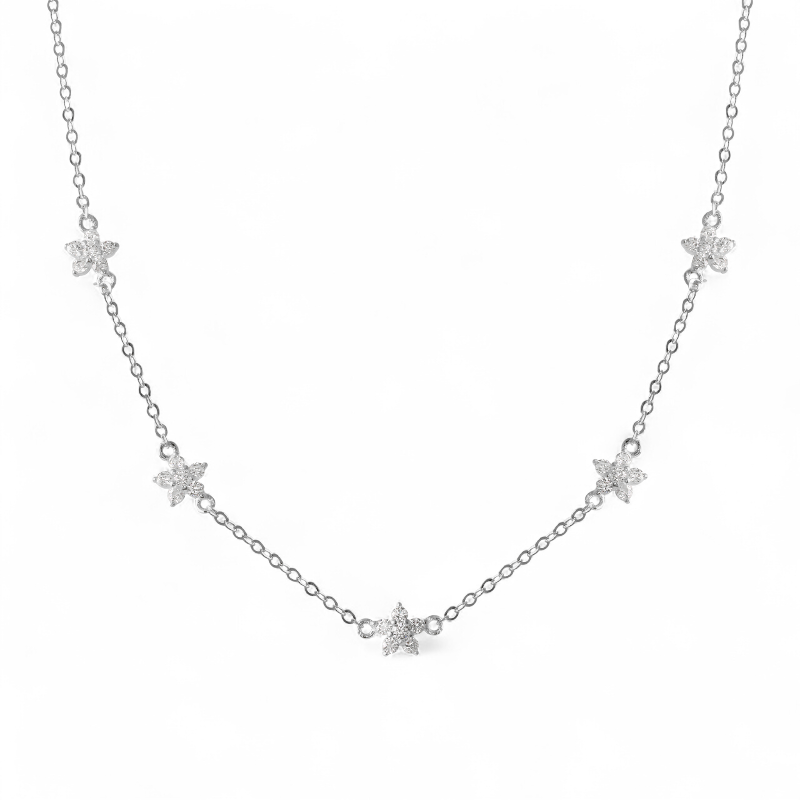 Collar cadena con cinco flores con circones