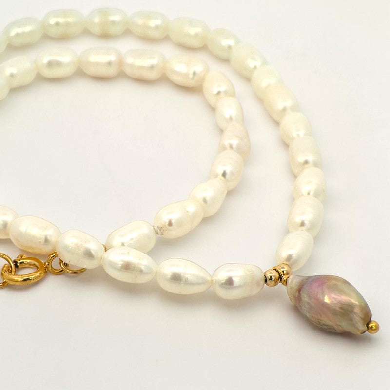 Collar Perlas naturales 8 x 5 mm con perla barroca rosada 1,5 cm