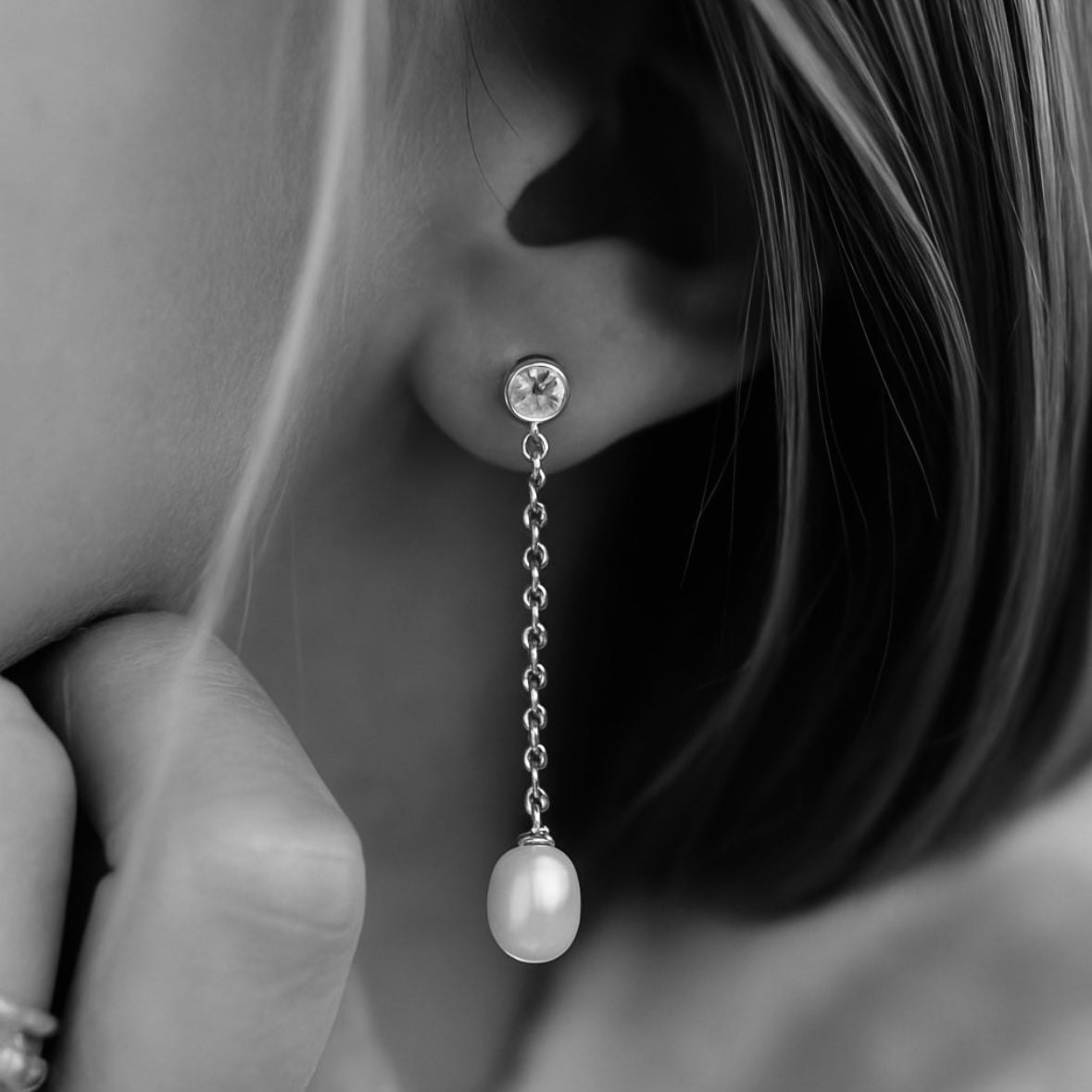 Aros colgantes perlas bisel plateadas