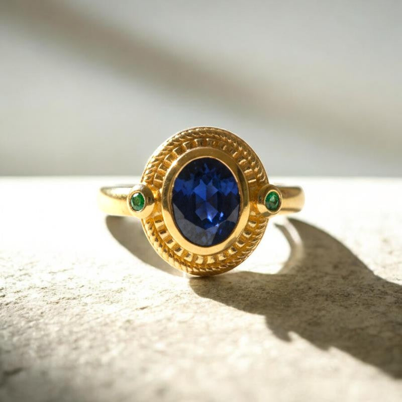 Anillo Kyanita Oval banda ruleteada