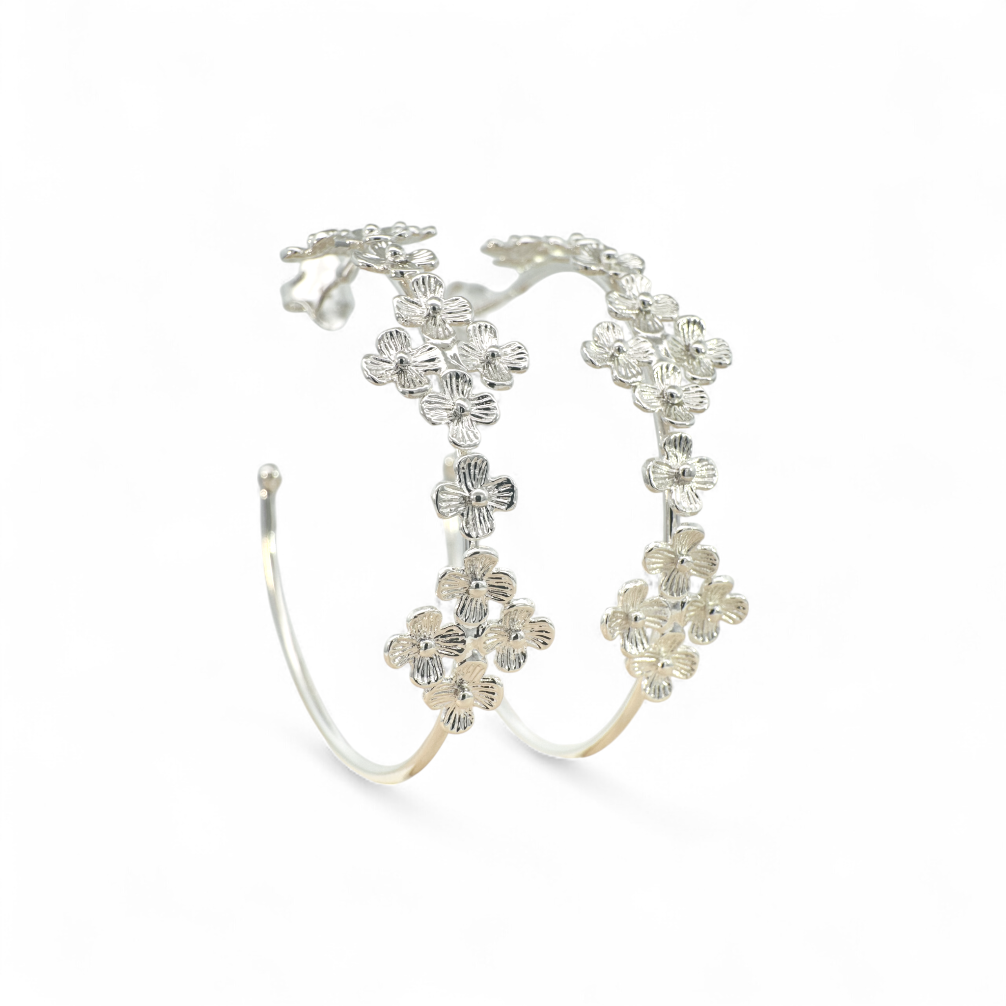 Aros flores argollas plateadas grandes