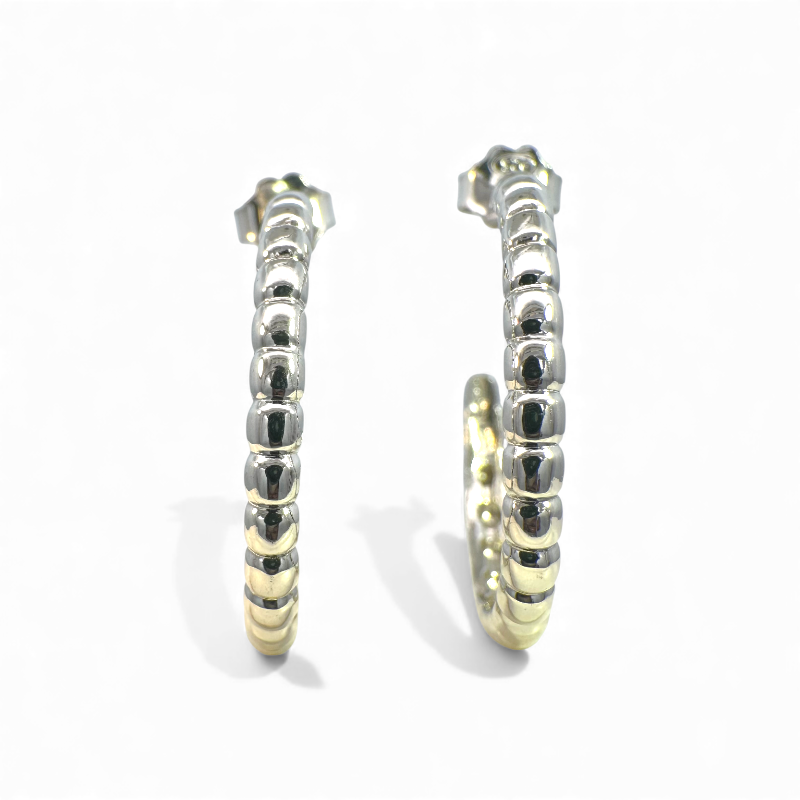 Aros argollas pelotitas plateadas  2,8 cm