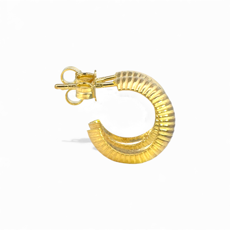 Aros argollas textura doradas con tope 1,5 cm