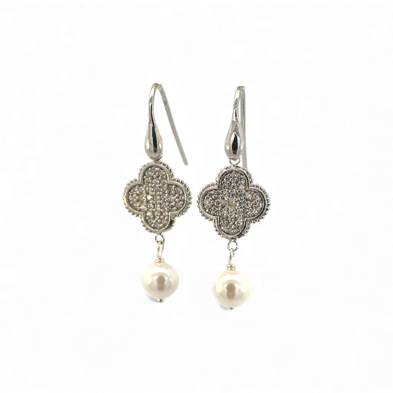 Aros colgantes trebol plateado circones y perlas 6 mm