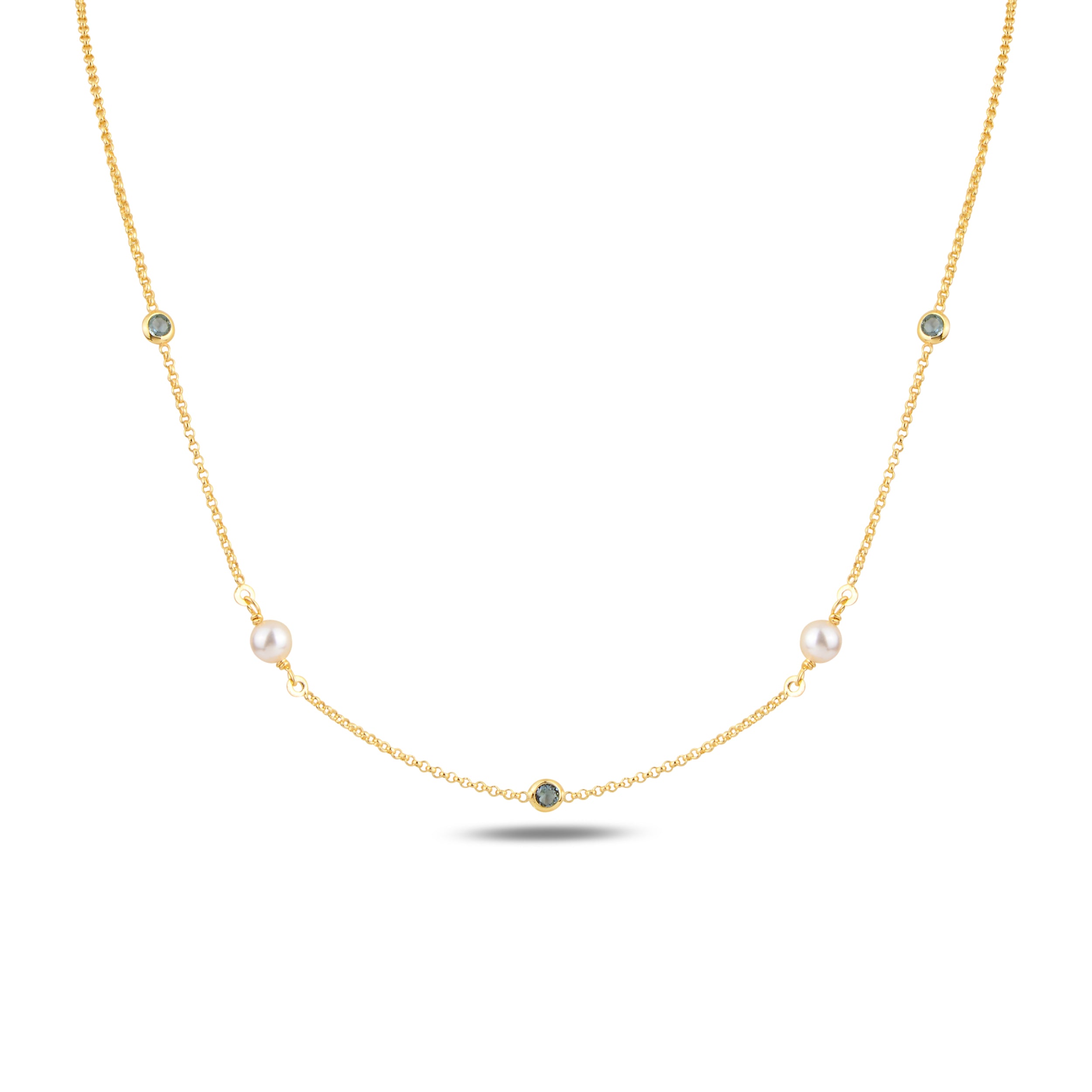 Collar cadena con perlas y cristales swarovski en bisel plata bañada en oro