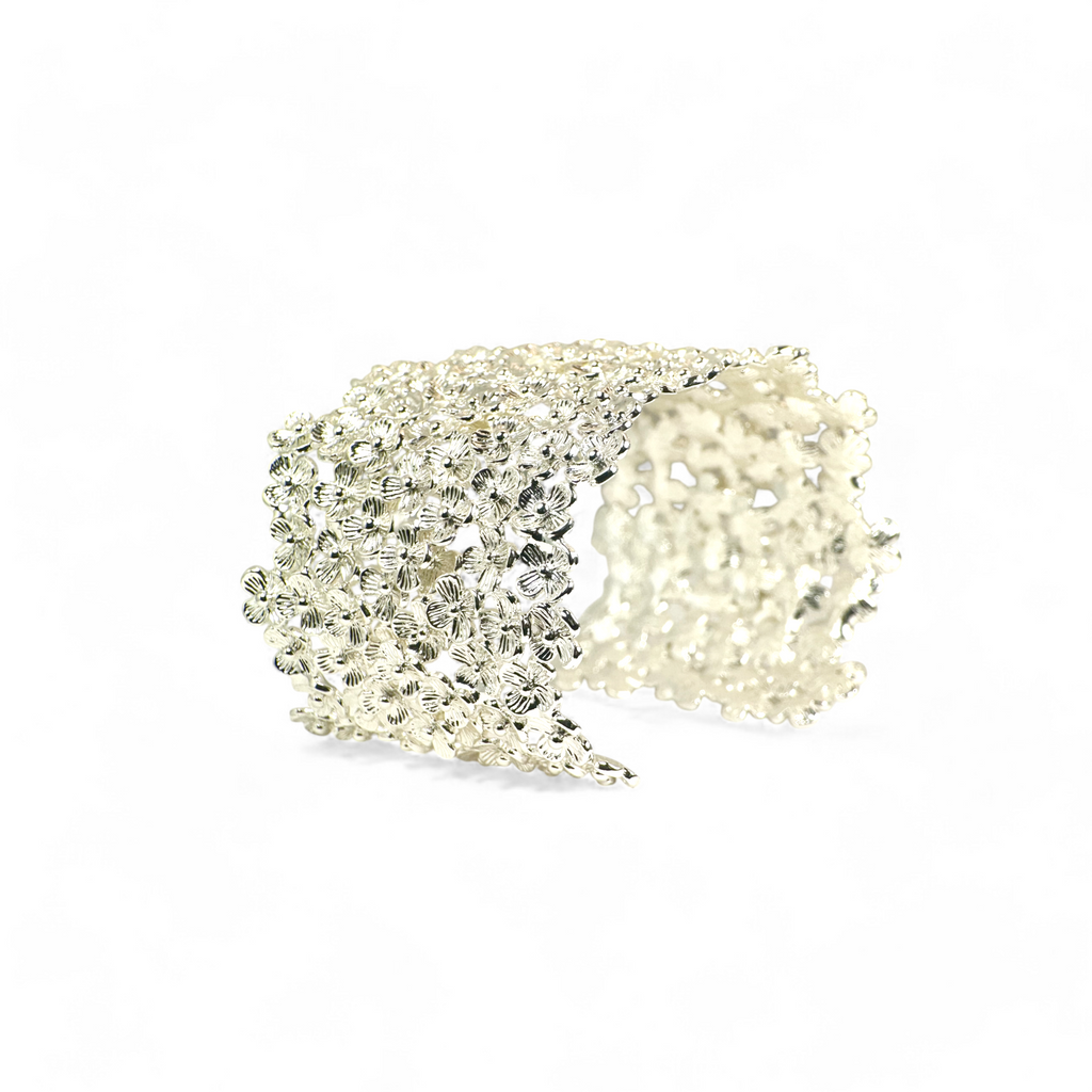 Pulsera esclava ajustable flores plateada