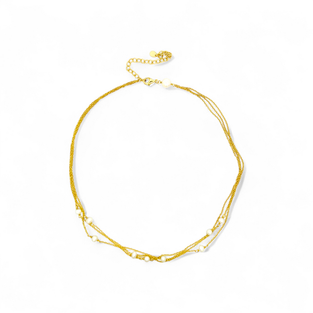 Collar triple cadena dorada con perlas 4 y 6 mm