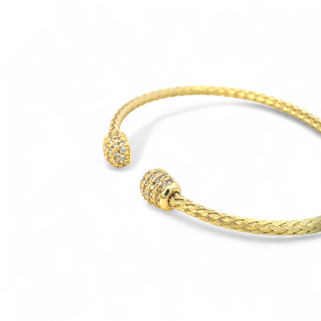 Pulseras de bronce con circones bañadas en oro