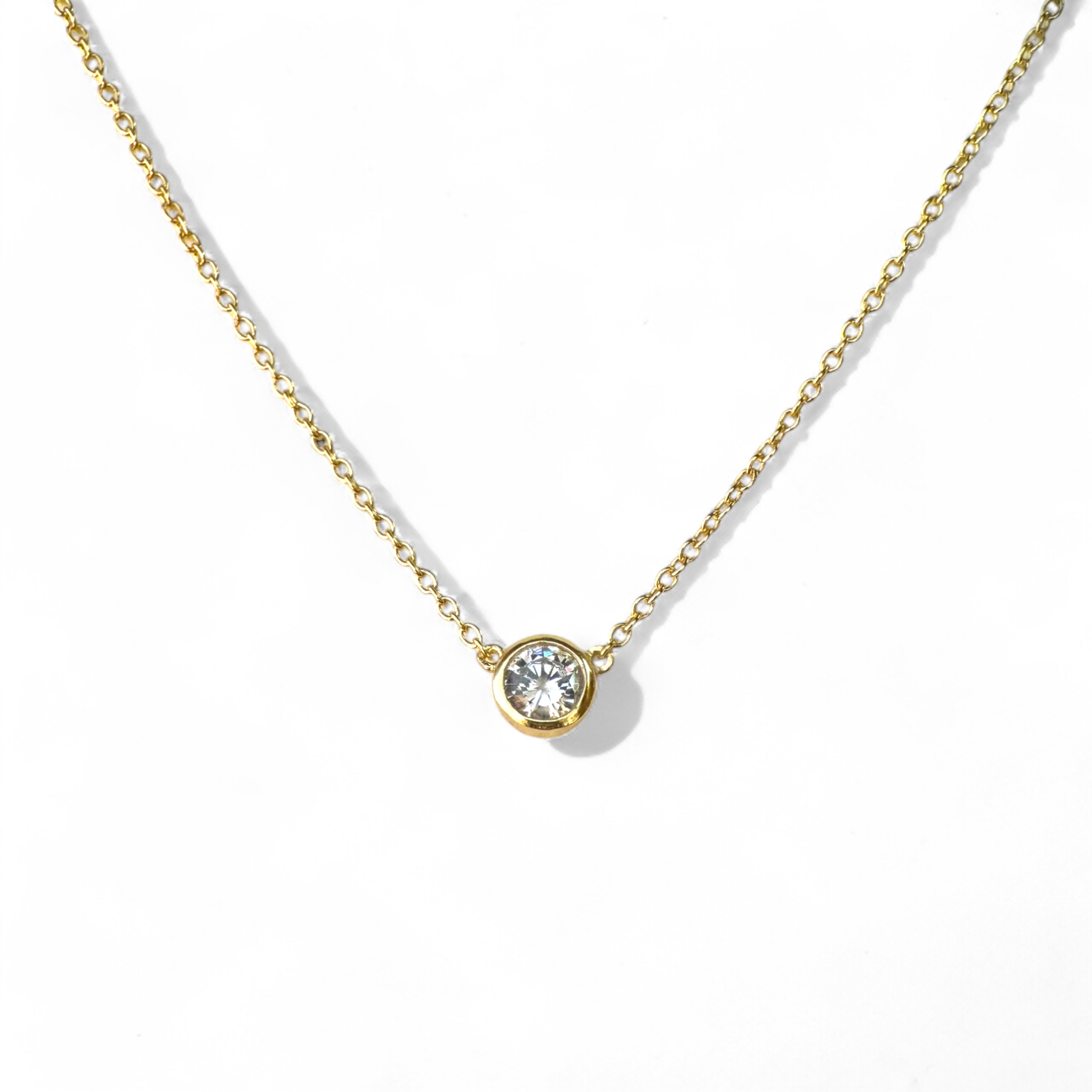 Collar cadena de plata 925 bañada en oro punto de luz circón bisel