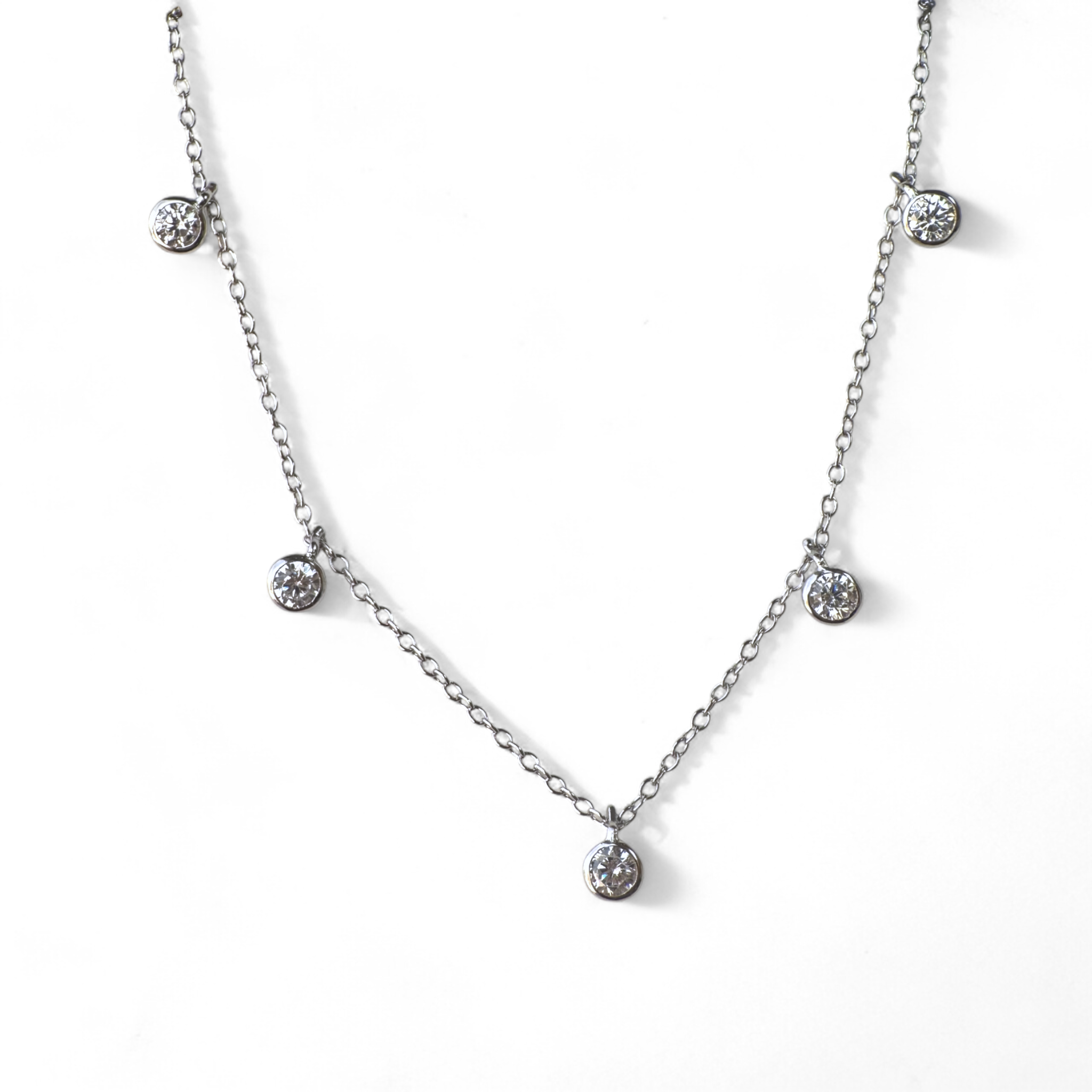 Collar cadena con cinco circones en bisel de Plata 925