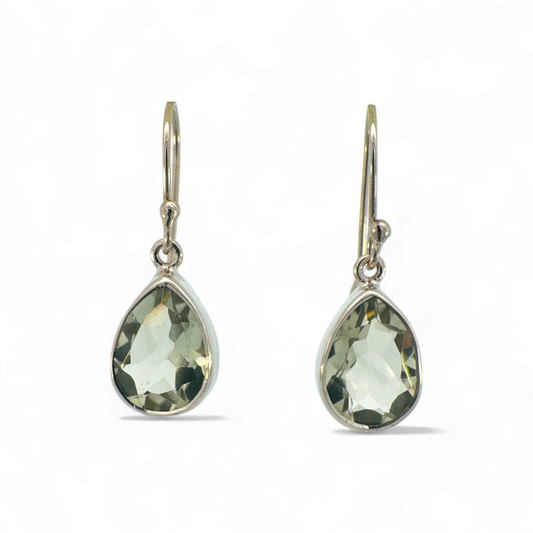 Aros colgantes con amatista verde gota bisel plata 925