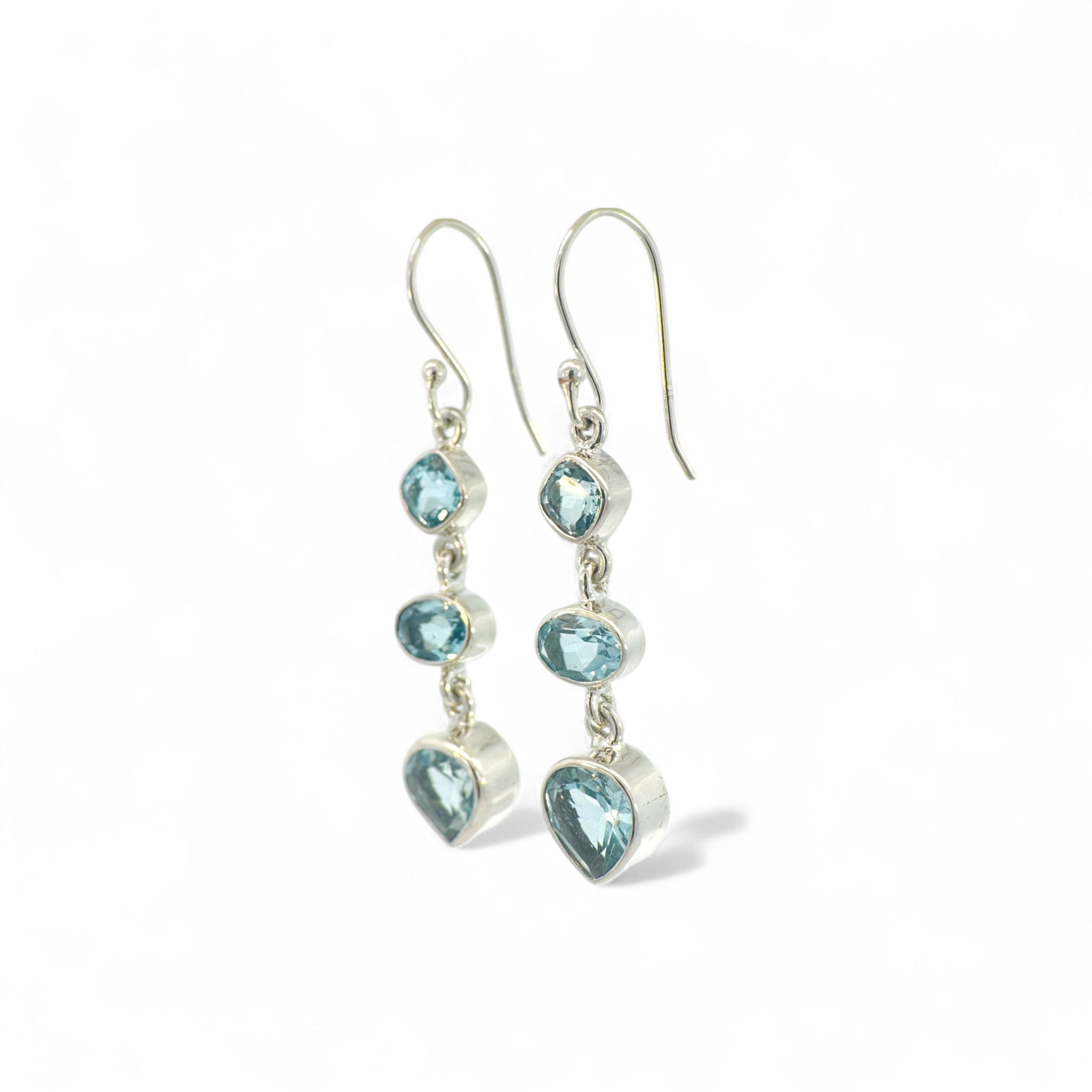 Aros colgantes topacio azul bisel plata 925