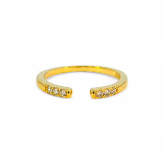 Anillo abierto con circones de plata bañada en oro