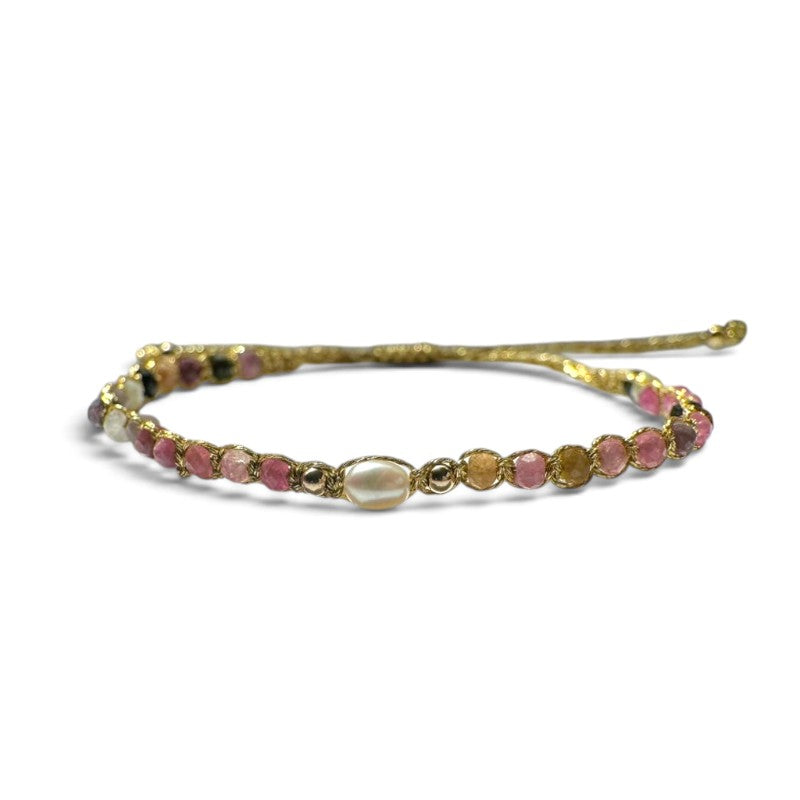 Pulsera ClaraJoyas de hilo dorado ajustable con perla central y cuentas de turmalina multicolor