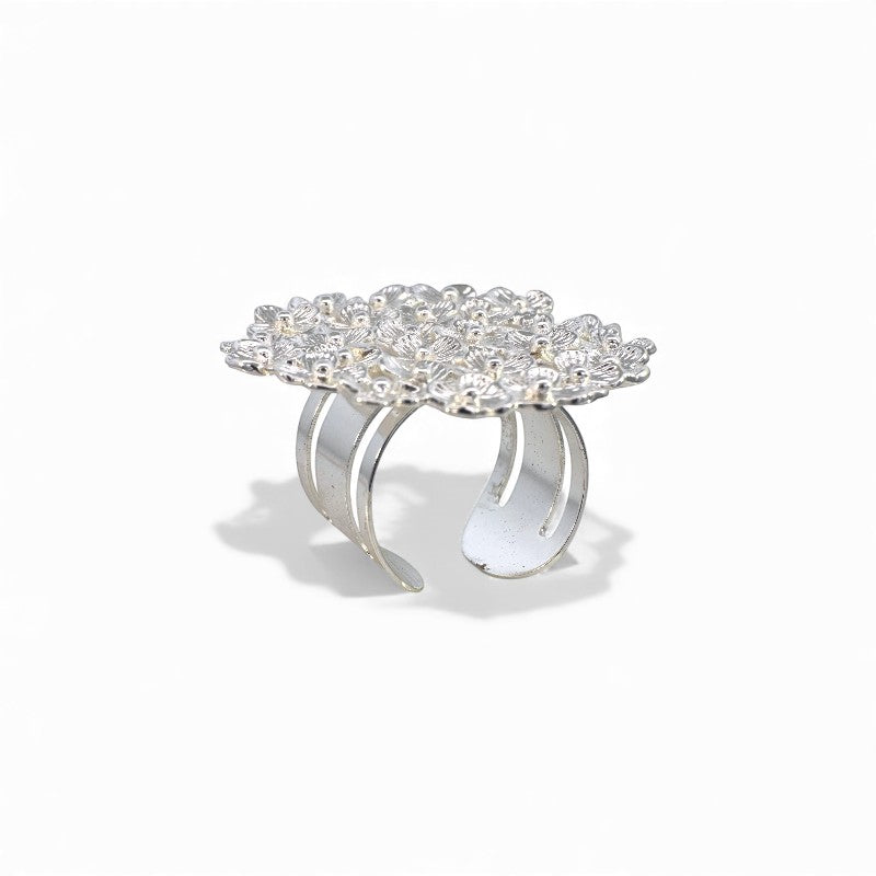 Anillo ajustable flores plateado grande