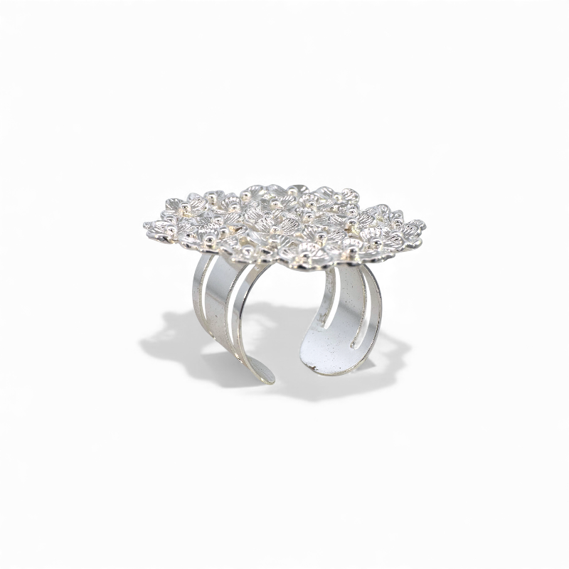 Anillo ajustable flores plateado grande