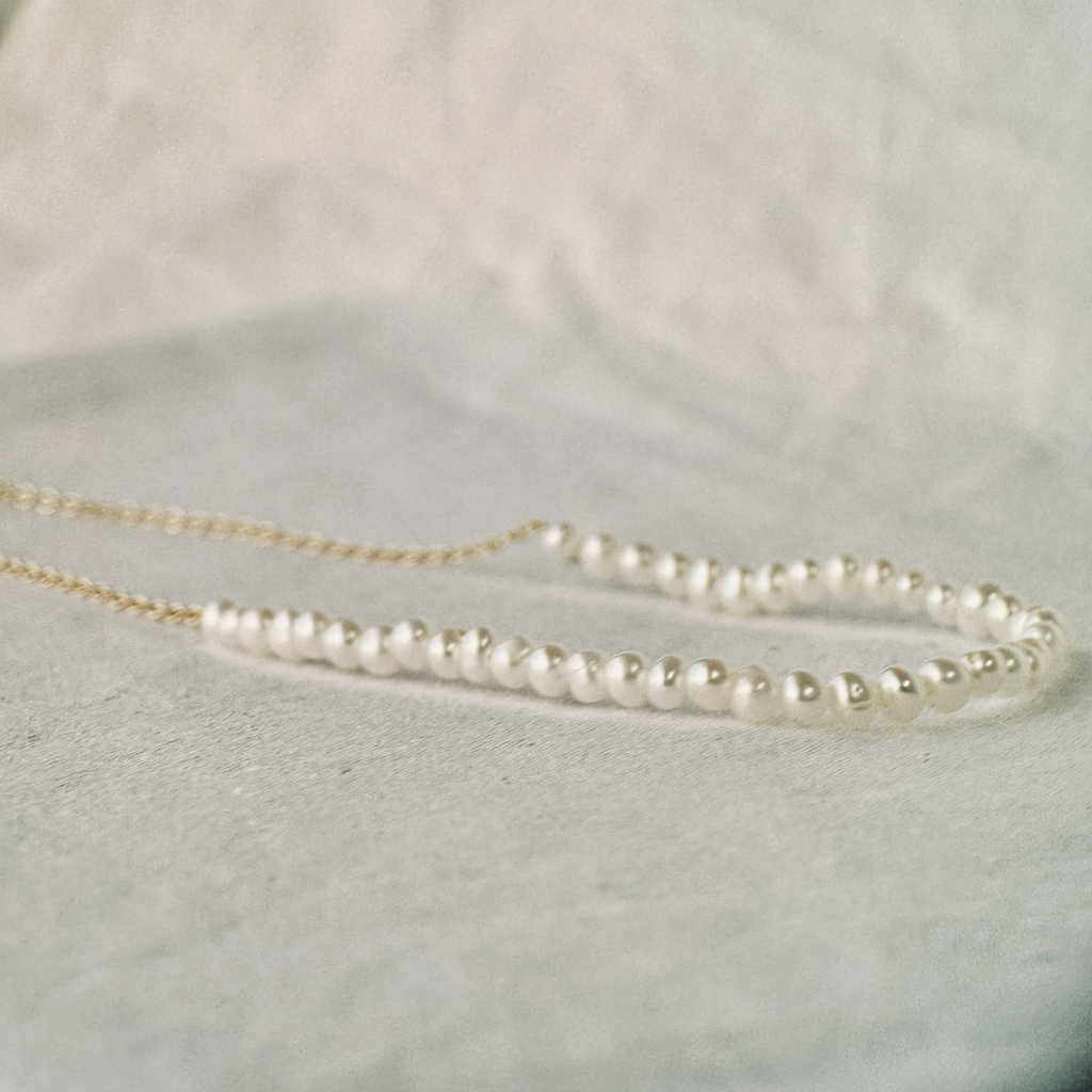 Collar cadena de plata 925 bañada en oro con perlas 3 mm