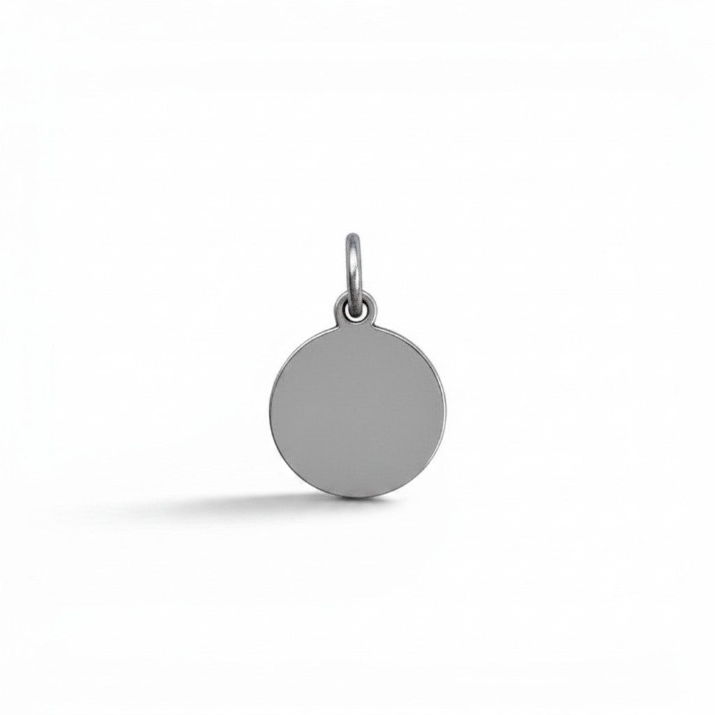 Medalla redonda personalizable de 12mm en plata 925 envejecida de Sophia Schneider Joyas