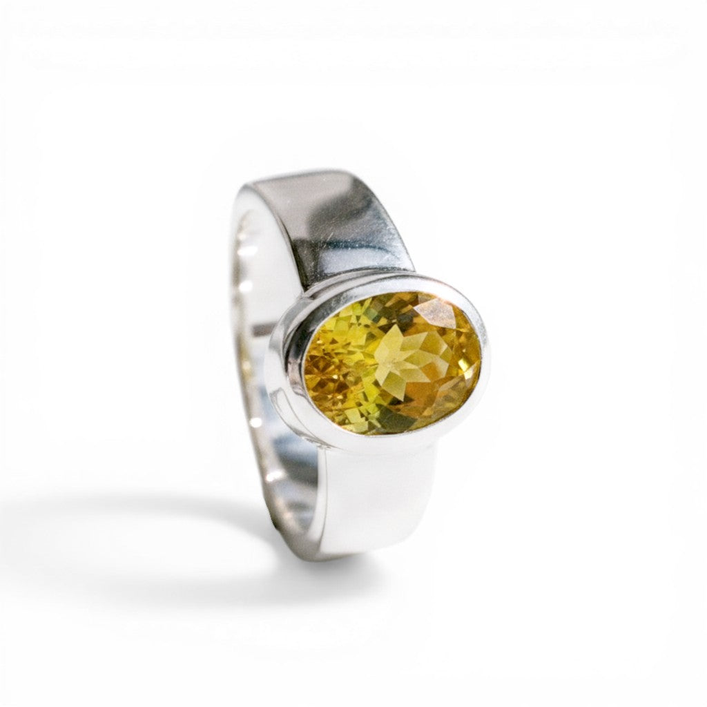 Sophia Schneider Joyas sterling silver ring with a 1.94 ct oval yellow citrine gemstone.